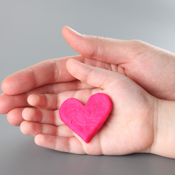 Therapeutic support for motherhood